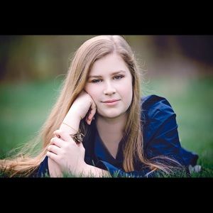 Meet your Posher, Ally